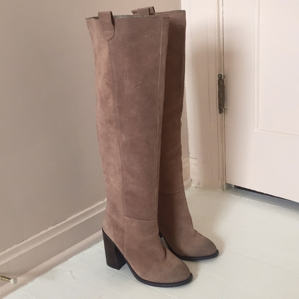 Kelsi Dagger Boots